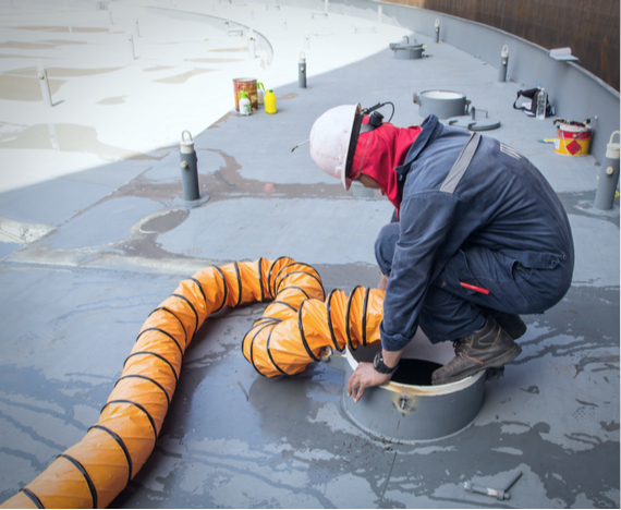 confined space entry – Auspice an employee working in confined space entry
