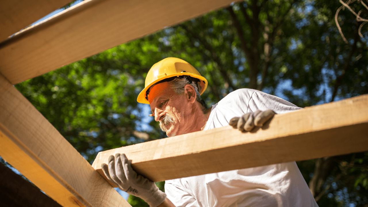Outdoor workers health and safety protection